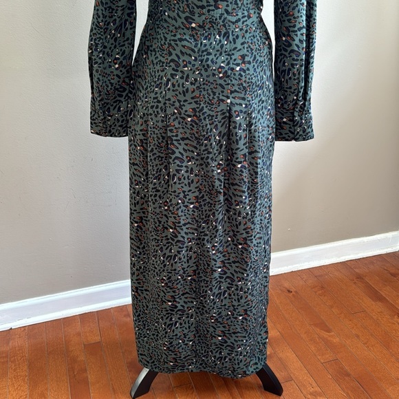 Everly Maxi Slit Casual Green Long Sleeve - Picture 11 of 13